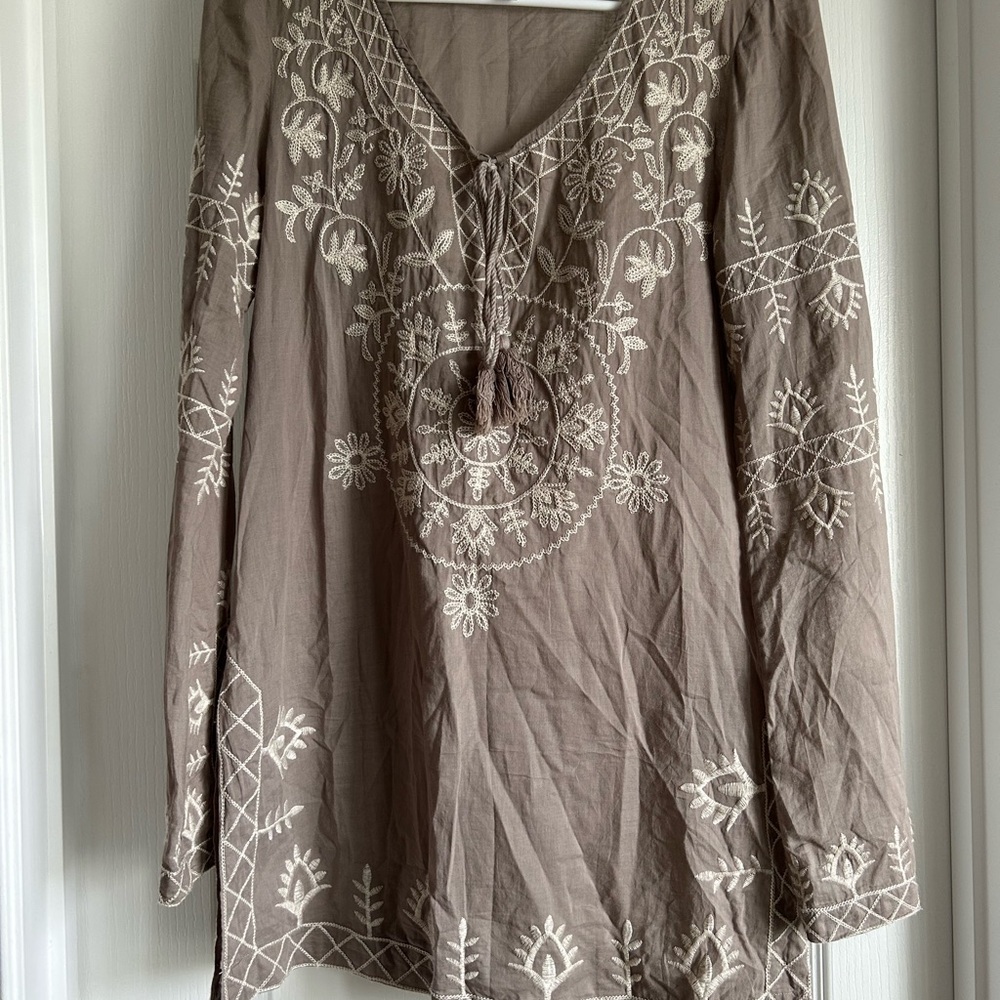 Embroidered Long Sleeve Tunic